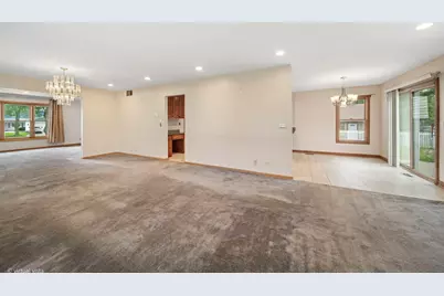 114 Wren Court, Glendale Heights, IL 60139 - Photo 12