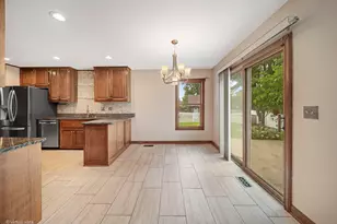 114 Wren Ct, Glendale Heights, IL 60139 - Photo 18