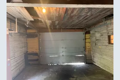 11833 S Indiana Avenue, Chicago, IL 60628 - Photo 6
