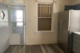 11833 S Indiana Ave, Chicago, IL 60628 - Photo 8
