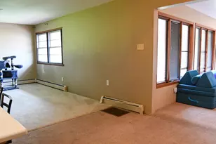 621 S Oakwood St, Oakwood, IL 61858 - Photo 34
