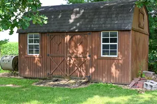 621 S Oakwood St, Oakwood, IL 61858 - Photo 56