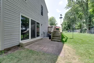 [Address not provided], Carol Stream, IL 60188 - Photo 40