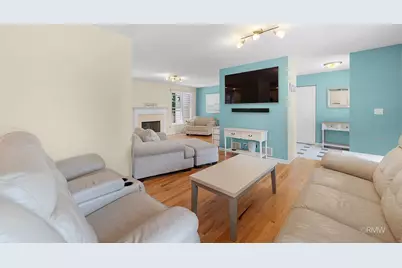 [Address not provided], Carol Stream, IL 60188 - Photo 16