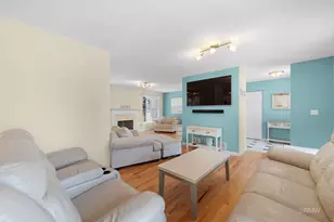 [Address not provided], Carol Stream, IL 60188 - Photo 16