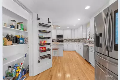 [Address not provided], Carol Stream, IL 60188 - Photo 10