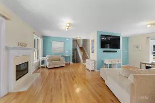 [Address not provided], Carol Stream, IL 60188 - Photo 4