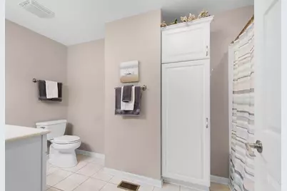 [Address not provided], Carol Stream, IL 60188 - Photo 28