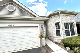 16123 Powderhorn Lake Way, Crest Hill, IL 60403 - Photo 2