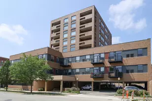 880 Lee St, Des Plaines, IL 60016 - Photo 1