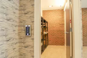 880 Lee St, Des Plaines, IL 60016 - Photo 16