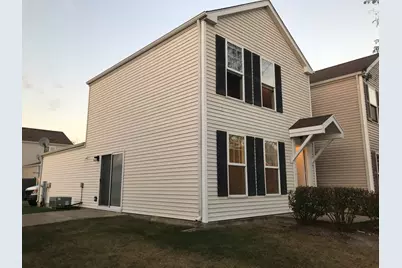 923 Four Seasons Boulevard, Aurora, IL 60504 - Photo 2