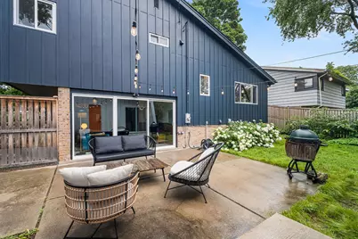 2662 Crawford Avenue, Evanston, IL 60201 - Photo 24