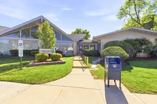 8856 Northshore Dr, Des Plaines, IL 60016 - Photo 26