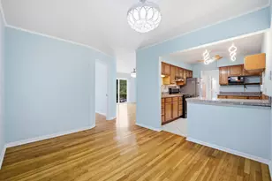 8856 Northshore Dr, Des Plaines, IL 60016 - Photo 6