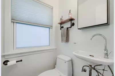 4538 N Kostner Avenue, Chicago, IL 60630 - Photo 14
