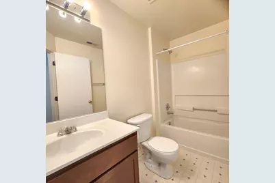 157 W Aldridge Lane, Round Lake, IL 60073 - Photo 12