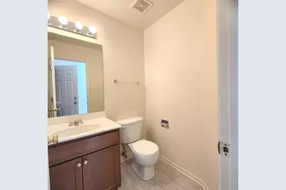 157 W Aldridge Lane, Round Lake, IL 60073 - Photo 6