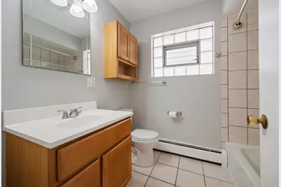 4912 W Berteau Avenue, Chicago, IL 60641 - Photo 10