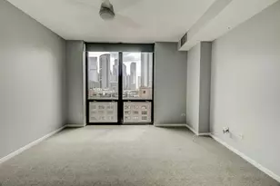 435 W Erie St, Chicago, IL 60654 - Photo 10