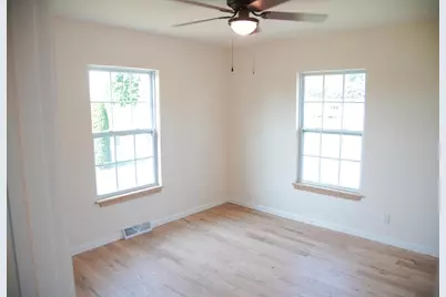 1722 Baintree Road, Davis, IL 61019 - Photo 16