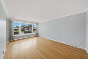12718 S Justine St, Calumet Park, IL 60827 - Photo 6