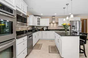 1527 Tienstra Ct, Homewood, IL 60430 - Photo 14