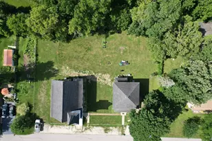 16670 Easton Ave, Lincolnshire, IL 60069 - Photo 2