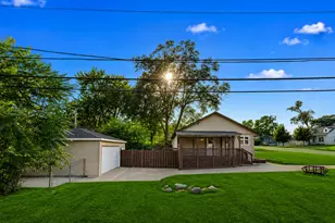 413 Fairfield Dr, Island Lake, IL 60042 - Photo 32