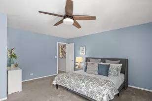 1054 Oakview Dr, Wheaton, IL 60187 - Photo 20