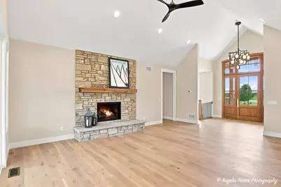 7811 Hidden Pine Lane, Richmond, IL 60071 - Photo 8