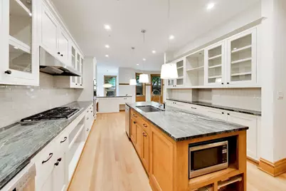 3752 N Wayne Avenue, Chicago, IL 60613 - Photo 8