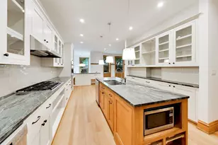 3752 N Wayne Ave, Chicago, IL 60613 - Photo 8