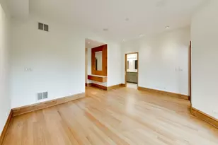 3752 N Wayne Ave, Chicago, IL 60613 - Photo 16
