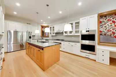3752 N Wayne Avenue, Chicago, IL 60613 - Photo 6