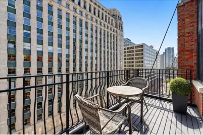 333 W Hubbard Street #1010, Chicago, IL 60654 - Photo 10