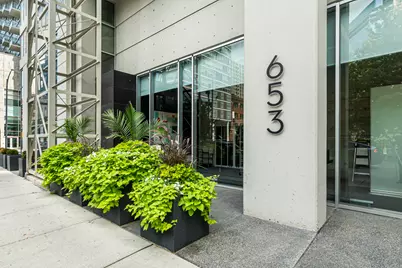653 N Kingsbury Street #2402, Chicago, IL 60654 - Photo 2