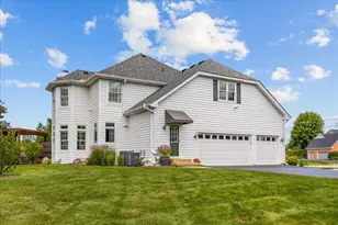4N796 W Woods Ct, Saint Charles, IL 60175 - Photo 40
