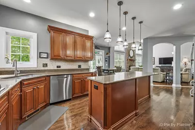 5226 Greenshire Circle, Lake in the Hills, IL 60156 - Photo 10