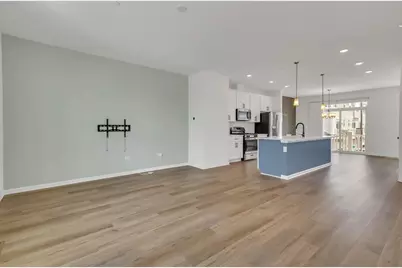 1078 Bogart Street, Des Plaines, IL 60018 - Photo 2
