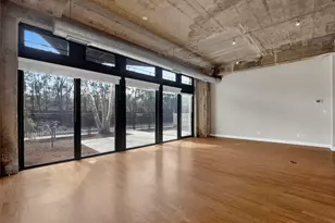 1071 W 15th St, Chicago, IL 60608 - Photo 10