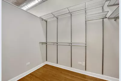 1071 W 15th Street #109, Chicago, IL 60608 - Photo 18