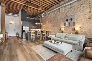 818 N Wolcott Ave, Chicago, IL 60622 - Photo 4