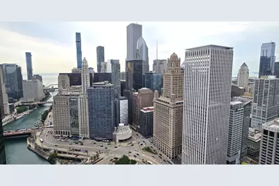 300 N State Street #5009, Chicago, IL 60654 - Photo 2
