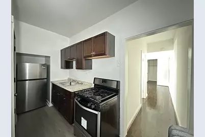 931.5 W Sunnyside Avenue #2E, Chicago, IL 60640 - Photo 2