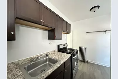 931.5 W Sunnyside Avenue #2E, Chicago, IL 60640 - Photo 4