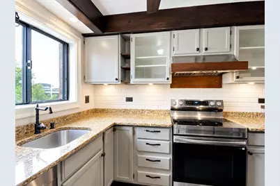 621 N Briar Hill Lane #4, Addison, IL 60101 - Photo 6