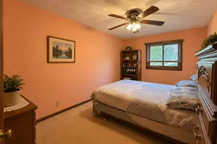 802 S Canterbury Dr, Freeport, IL 61032 - Photo 14