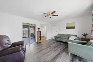 1311 N Baldwin Ct, Palatine, IL 60074 - Photo 6