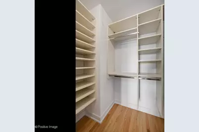 70 W Huron Street #1602, Chicago, IL 60654 - Photo 18